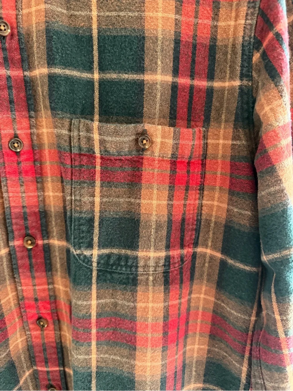 J.Crew EUC Cozy Red Green Plaid Elbow Patch Button-Down Long Sleeve Men’s Size L